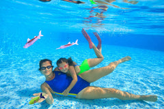 ZHFUYS shark torpedo underwater swim training helps develop water confidence and coordination