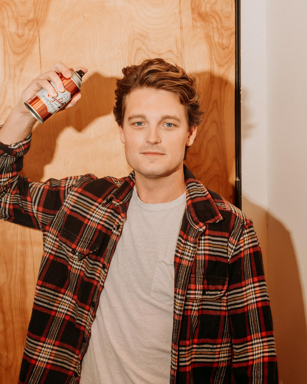 18.21 Man Made non-greasy formula leaves brushable hair.