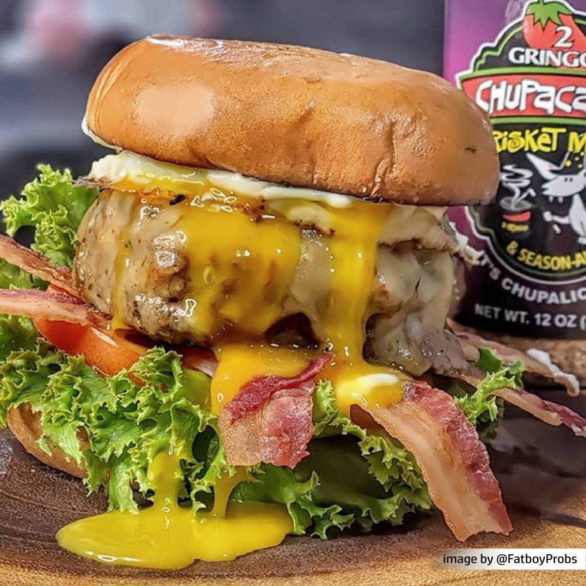 2 Gringos Chupacabra spice pour action showcases easy shaking.