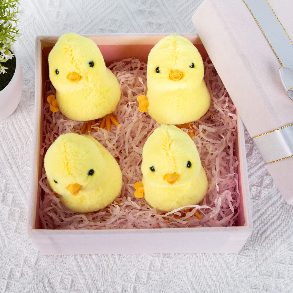 3 Otters wind-up chick Easter décor for party tables