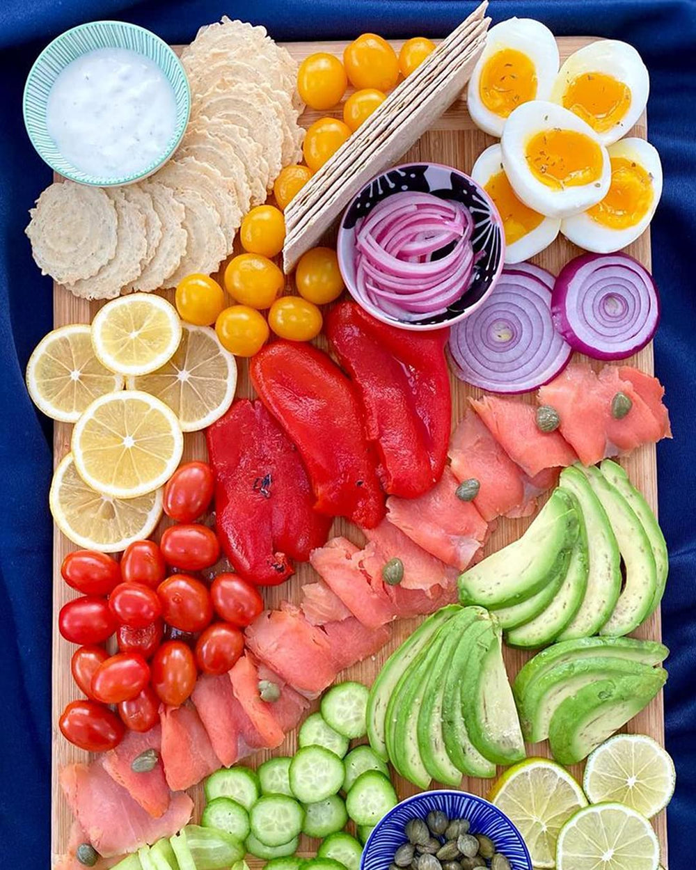 Entertaining Crisps platter featuring 34 Degrees for sharing and grazing.
