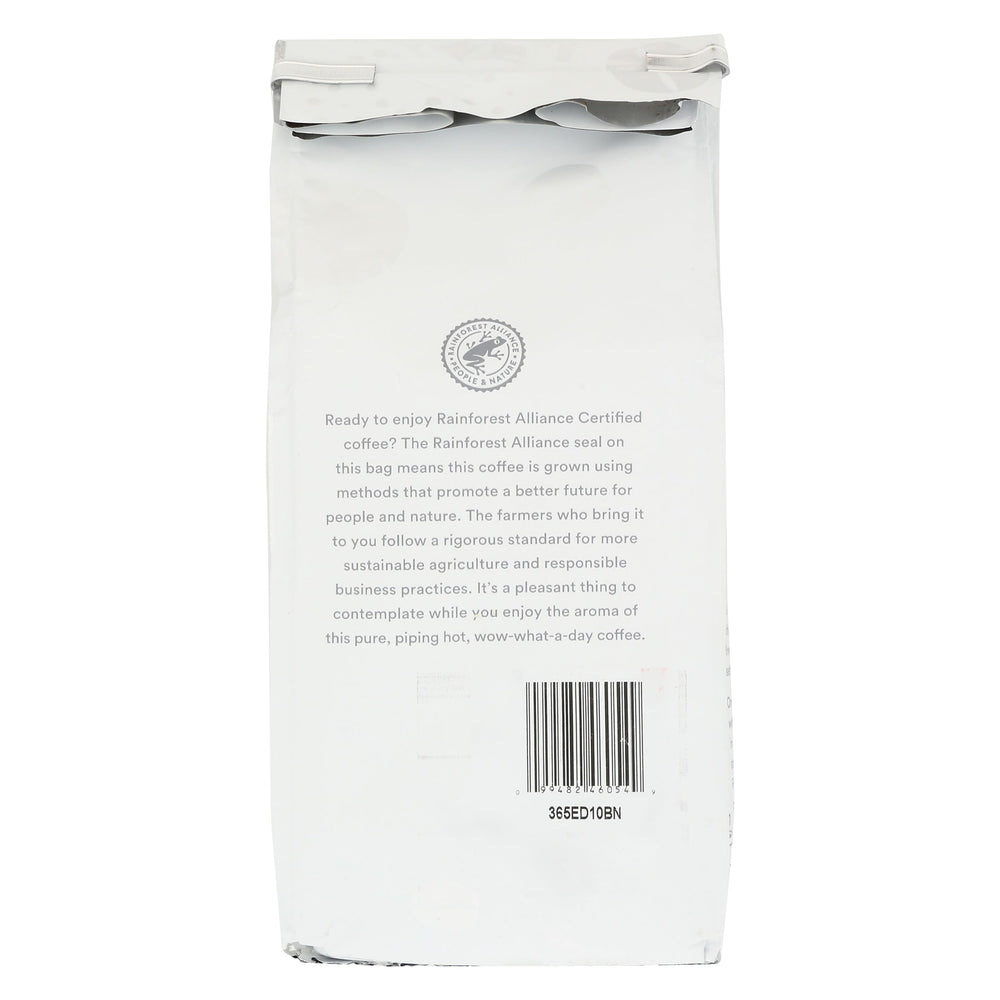Bonne Nuit brewed cup ready for a rich, bold flavor experience.