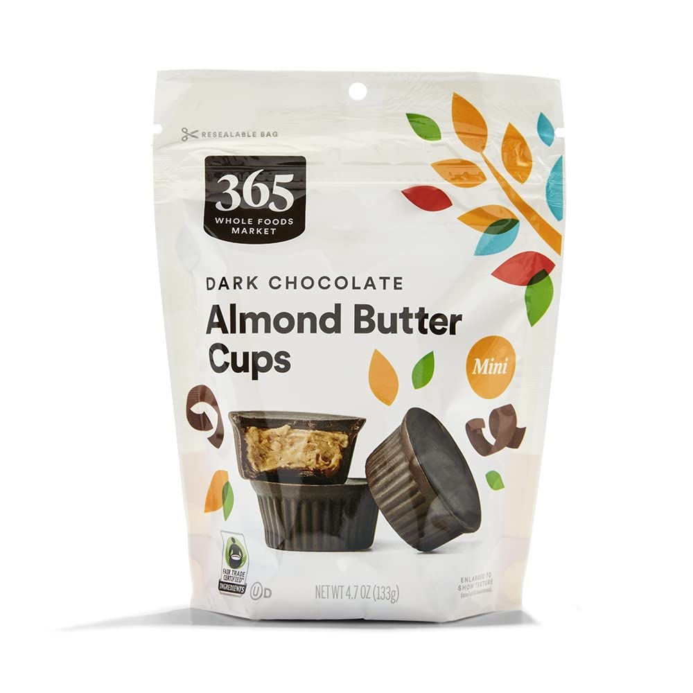 365 by Whole Foods Market mini cups pack shot highlighting convenient snack portions.