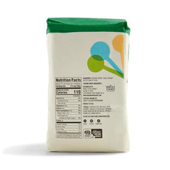 Closeup of the flour bag highlighting premium hard red wheat used in 365 flour.