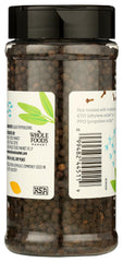 Close-up of 365 by Whole Foods Market peppercorns highlighting aroma and pepper notes.