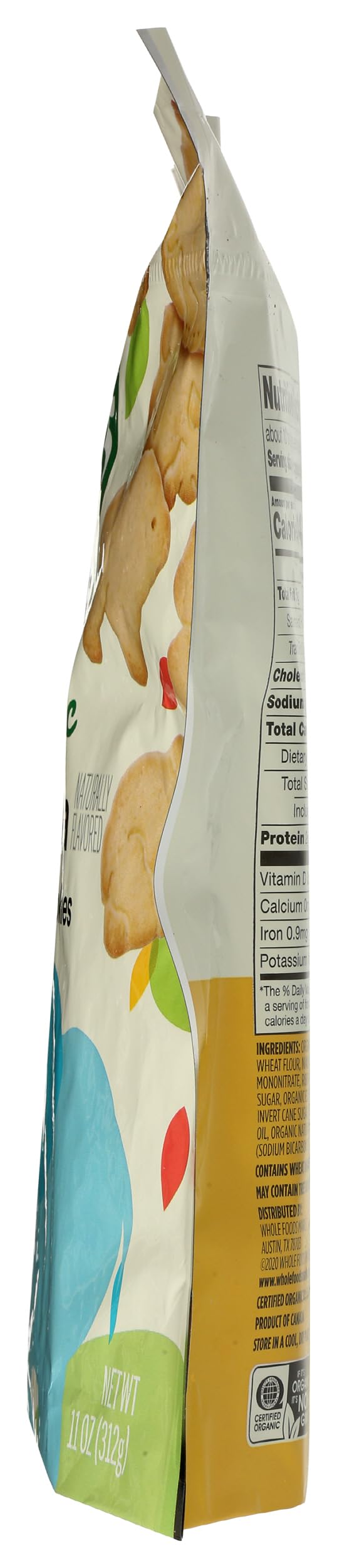 Real vanilla notes visible in 365 by Whole Foods Market vanilla animal cookie close-up