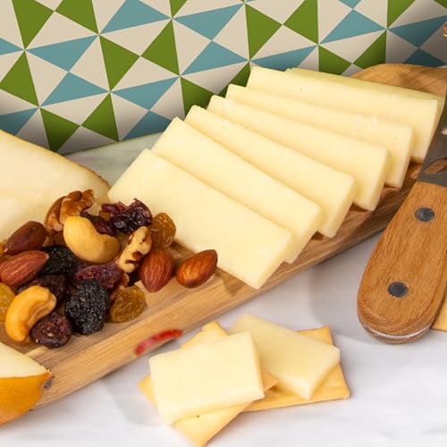 A Gift Inside olive oil sea salt crackers provide crunch and savory contrast