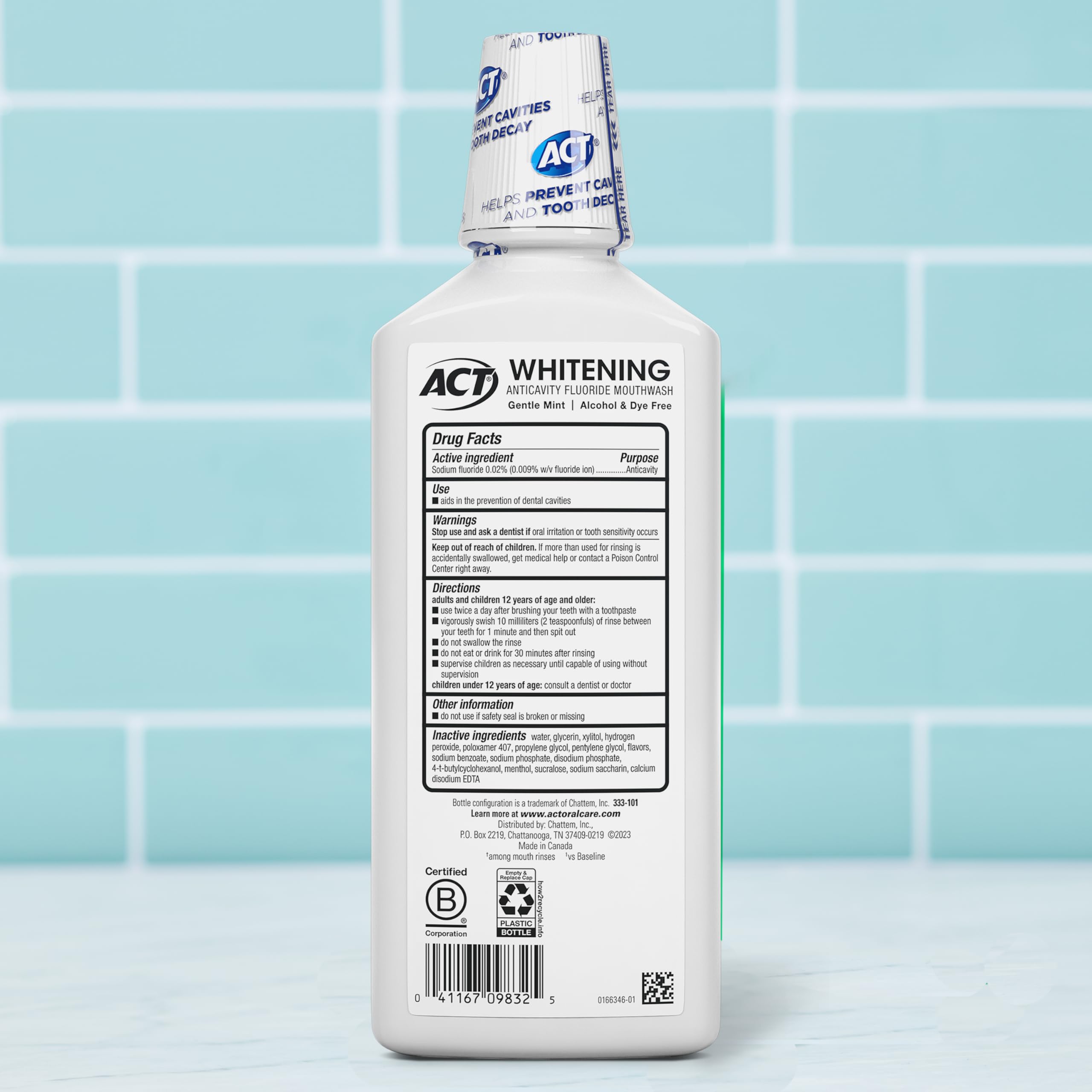 Cap close-up on ACT whitening mouthwash for easy daily rinses