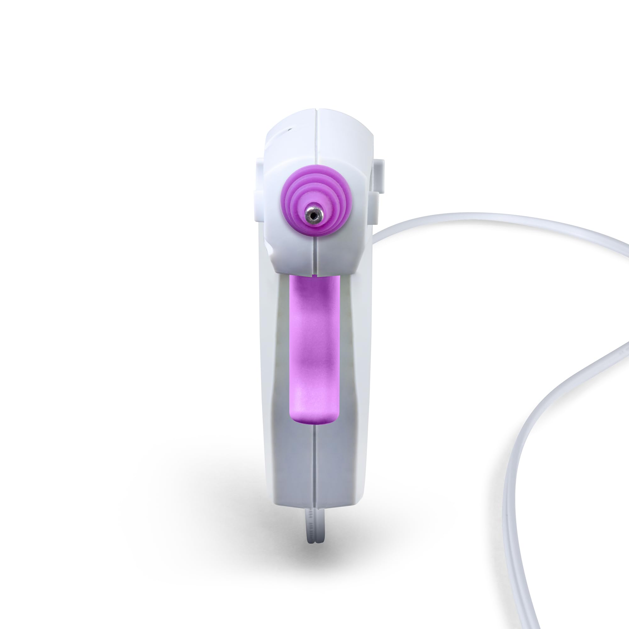 AdTech creativity-inspiring kit protects fingers while encouraging young makers.