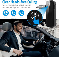 AEEKCARS compact plug-and-play design fits in a pocket or glove compartment.