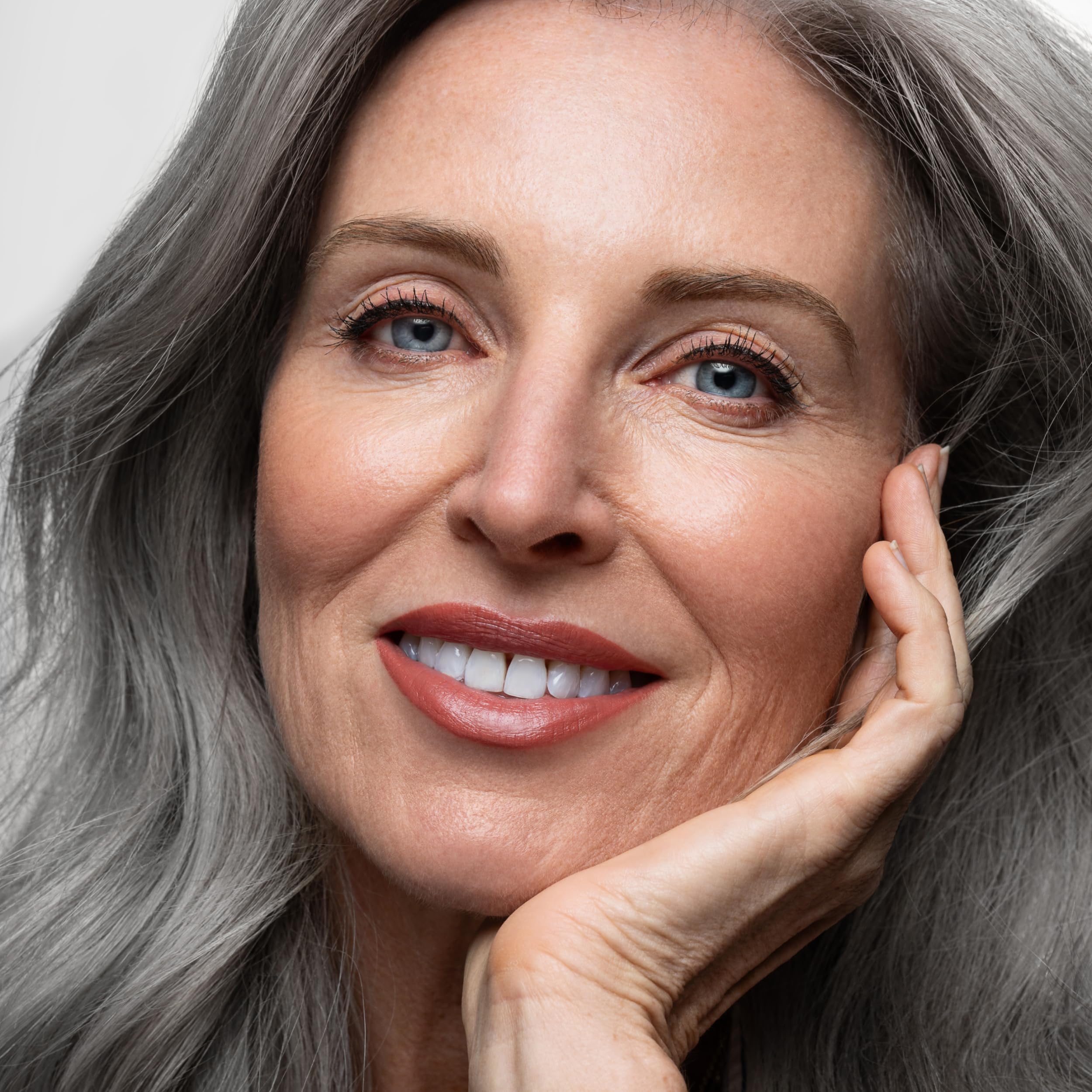 AGEbeautiful long-lasting color result after using the 5-Volume Developer