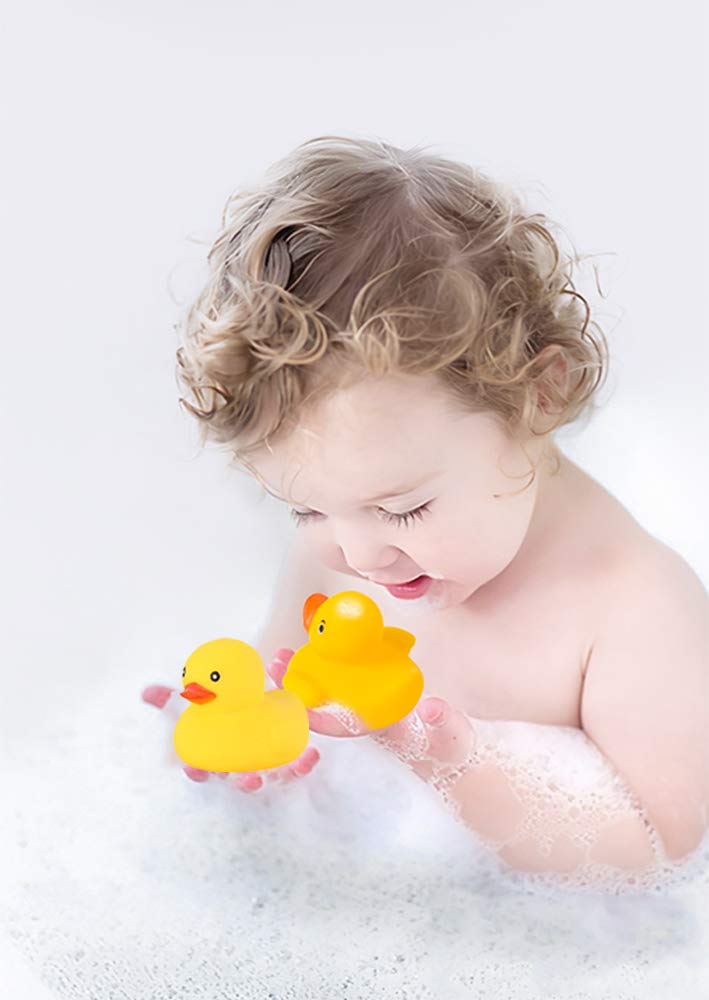 AHUA best bath gift – medium-sized ducks suitable for infants and children over 36 months.