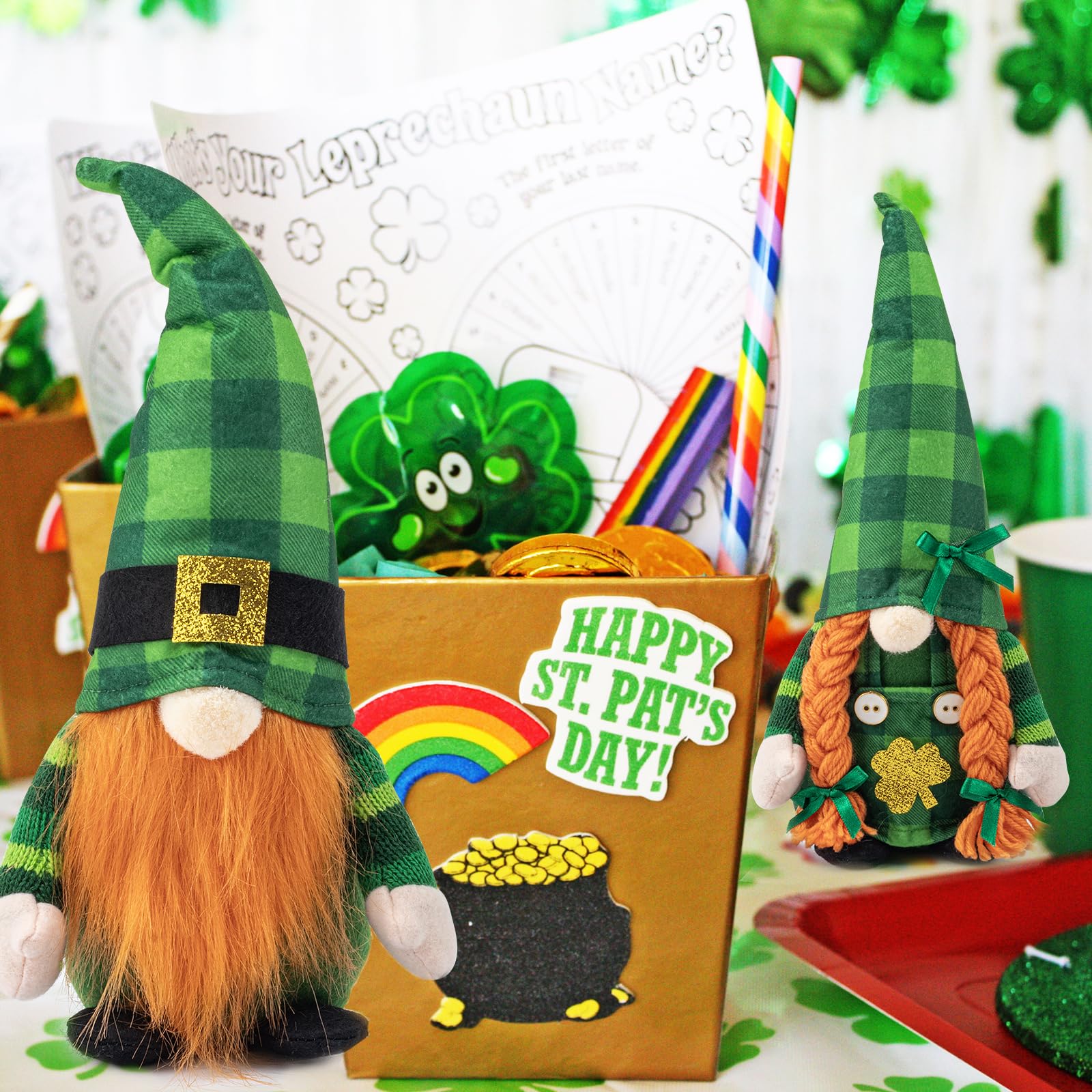 AinDen gnomes with bendable hat wire for versatile display.