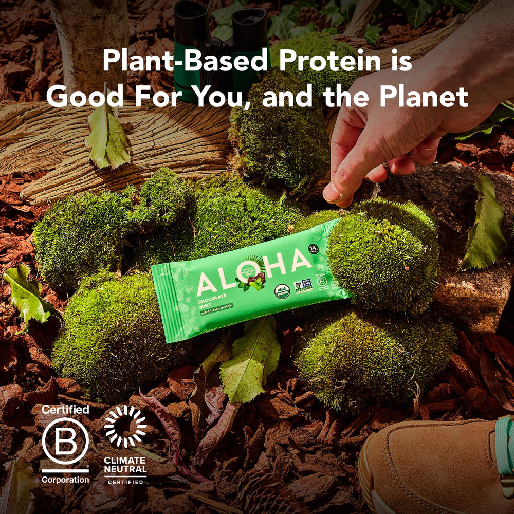 ALOHA Vanilla Almond Crunch bar served as a wholesome breakfast on the go