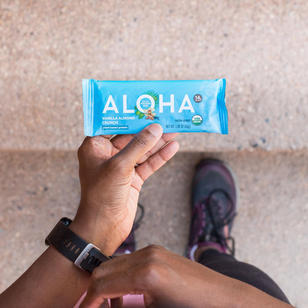ALOHA Vanilla Almond Crunch bar highlights USDA Organic and vegan credentials