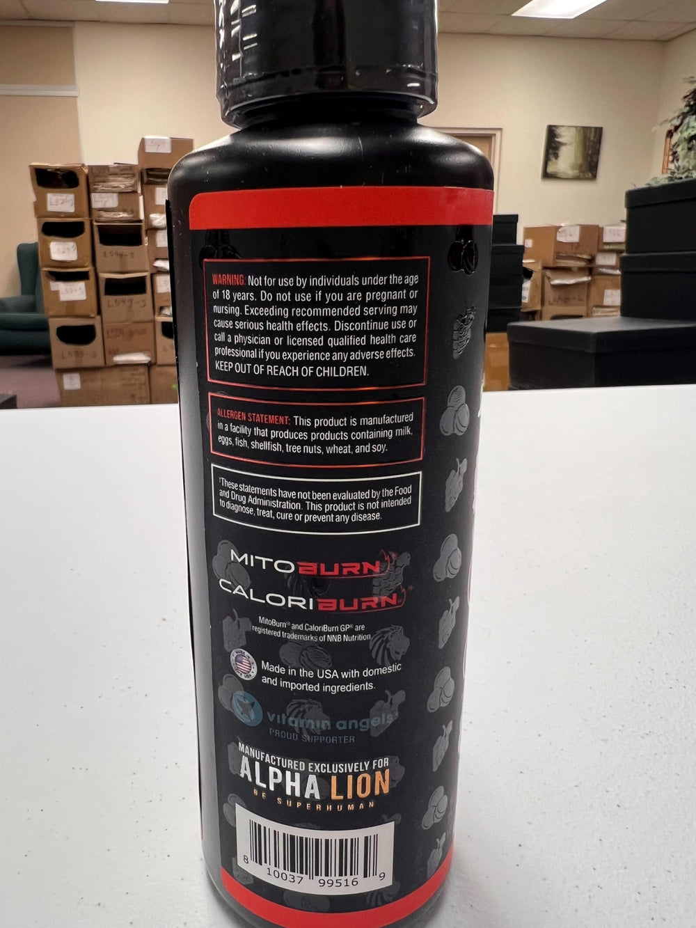 ALPHA LION Burn2O flavor shots showcase Grapezilla, ShredBerry, ScorchBerry flavors.