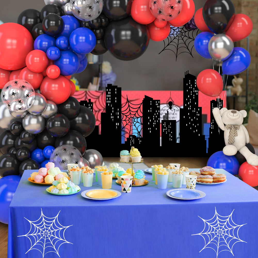 Amandir mix of 5in, 10in, and 12in balloons adds depth and texture.