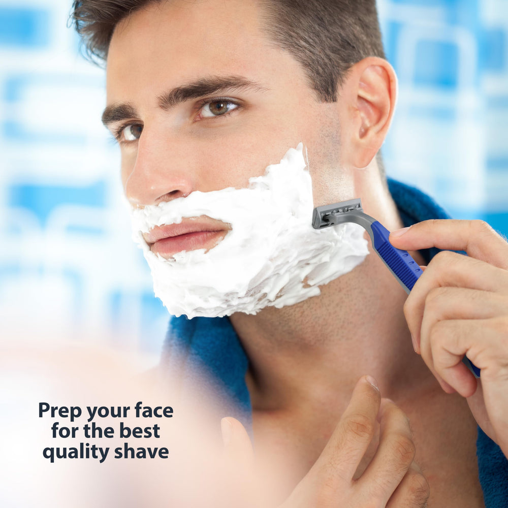 Amazon Basics 32-count razor box for bulk convenience