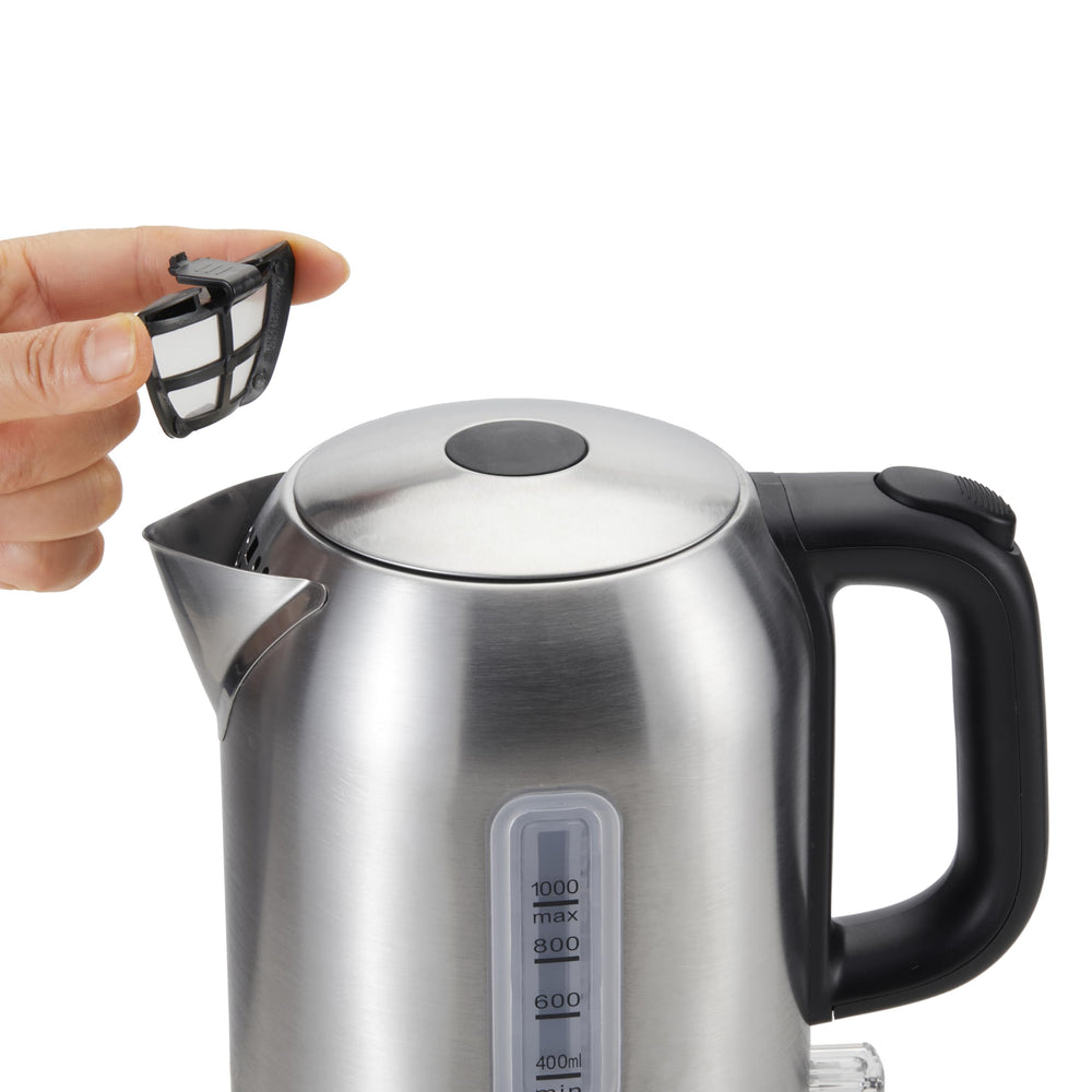 Amazon Basics Electric Kettle removable filter for easy cleaning and maintenance