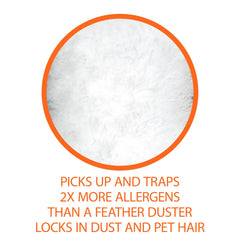 Amazon Basics microfiber plume cleans dust and pet hair effectively.