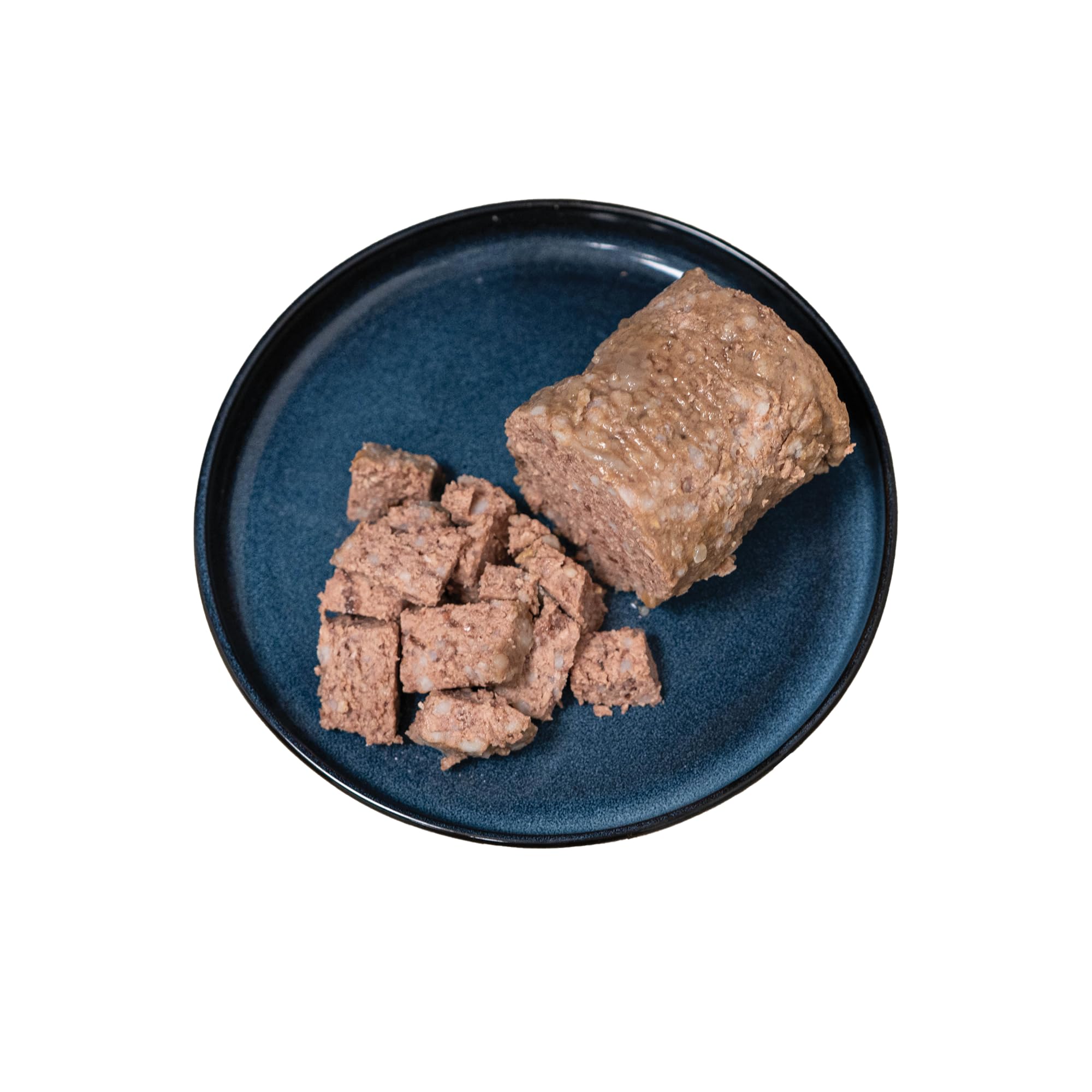 Amazon Basics can highlights real chicken protein for dogs.