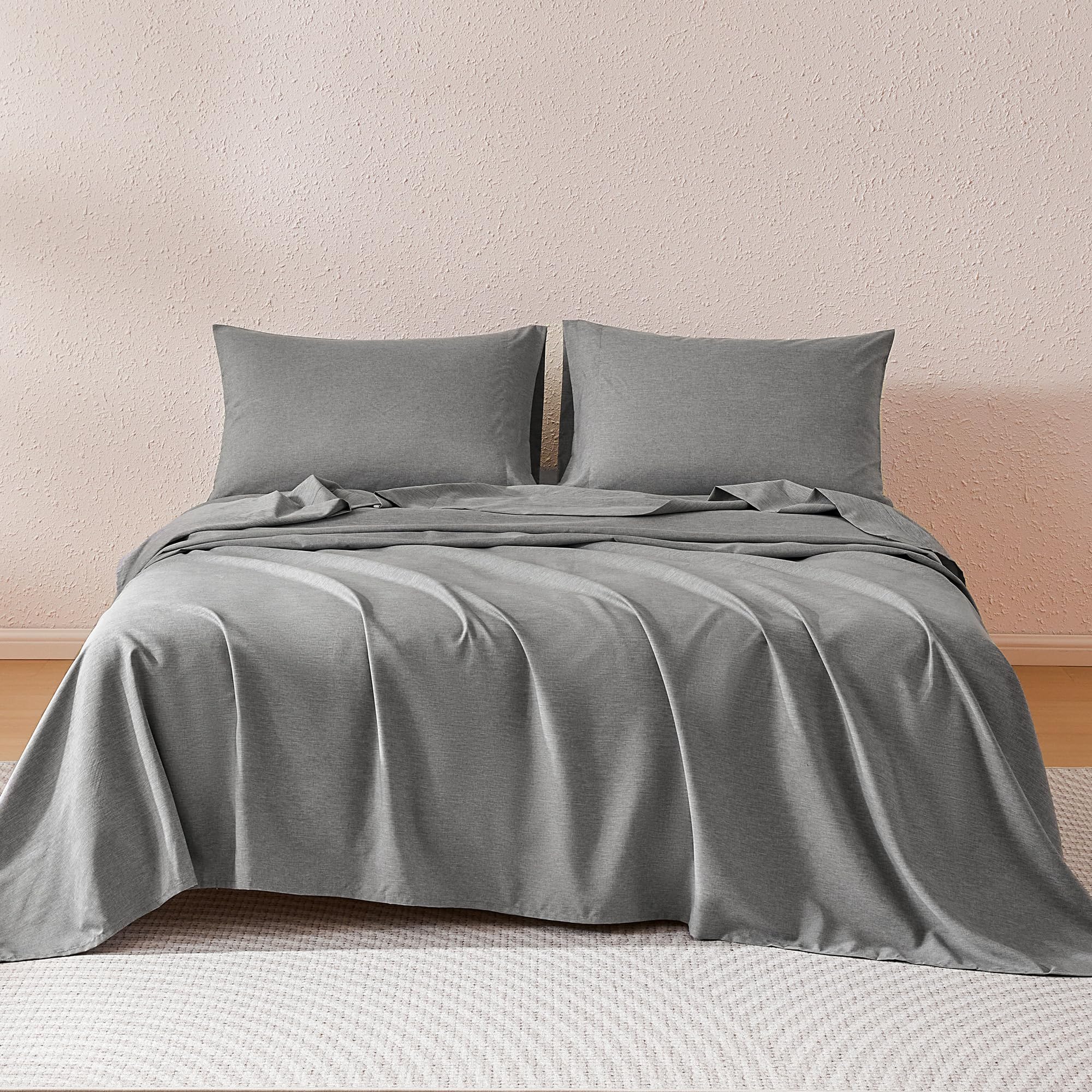 Amazon Basics fitted sheet 60x80 with deep 16-inch pocket fits securely