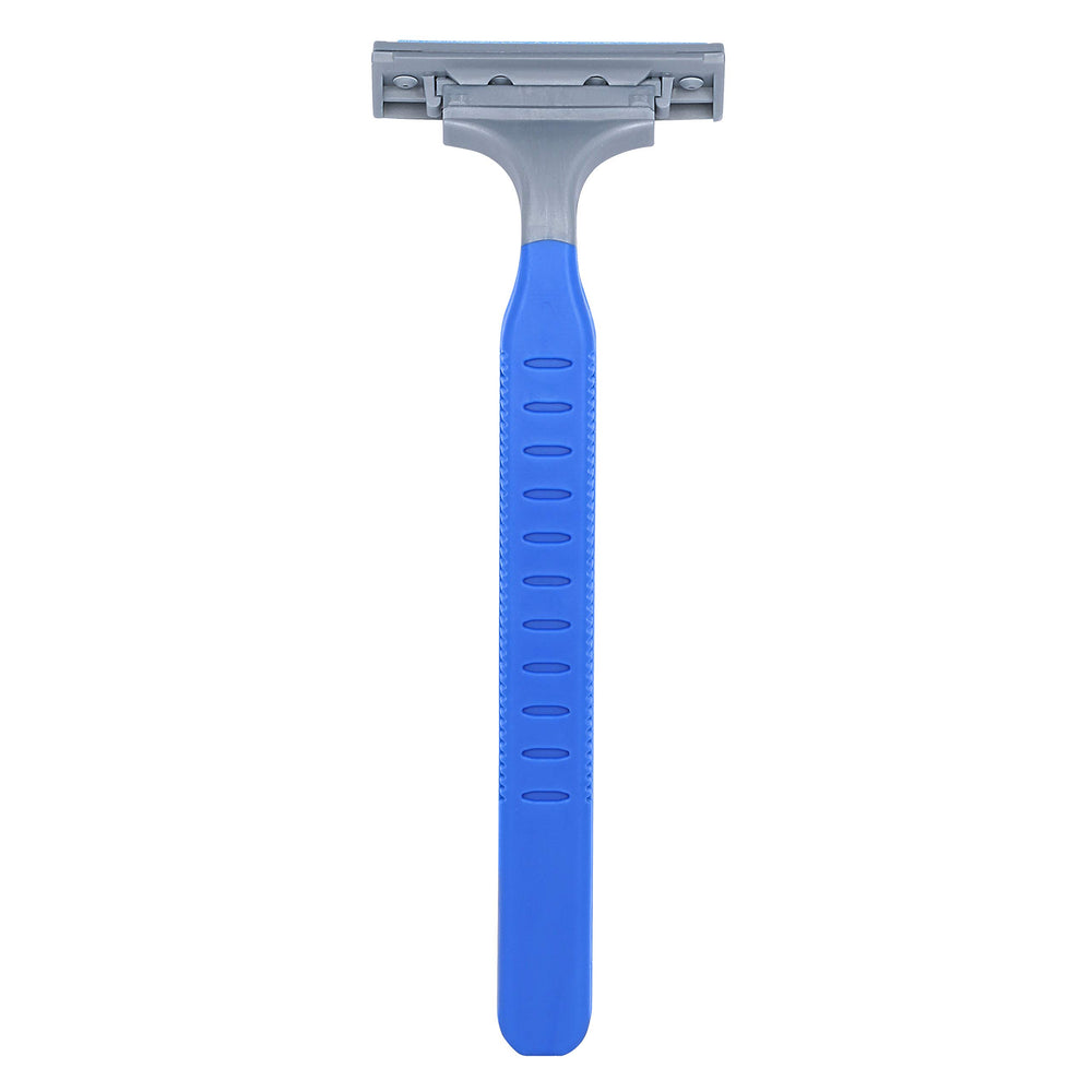 Amazon Basics travel-friendly razor packaging suitable for on-the-go grooming