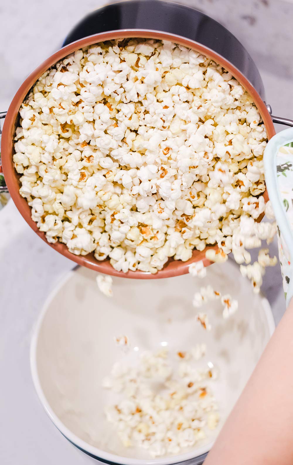Amish Country Popcorn coconut oil ingredients list on label.