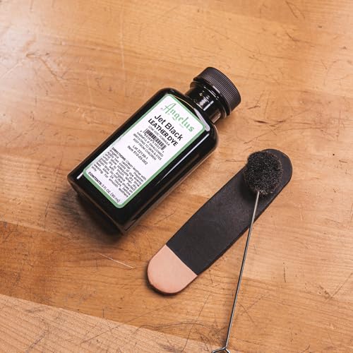 Angelus Leather Dye jet black application brush in action