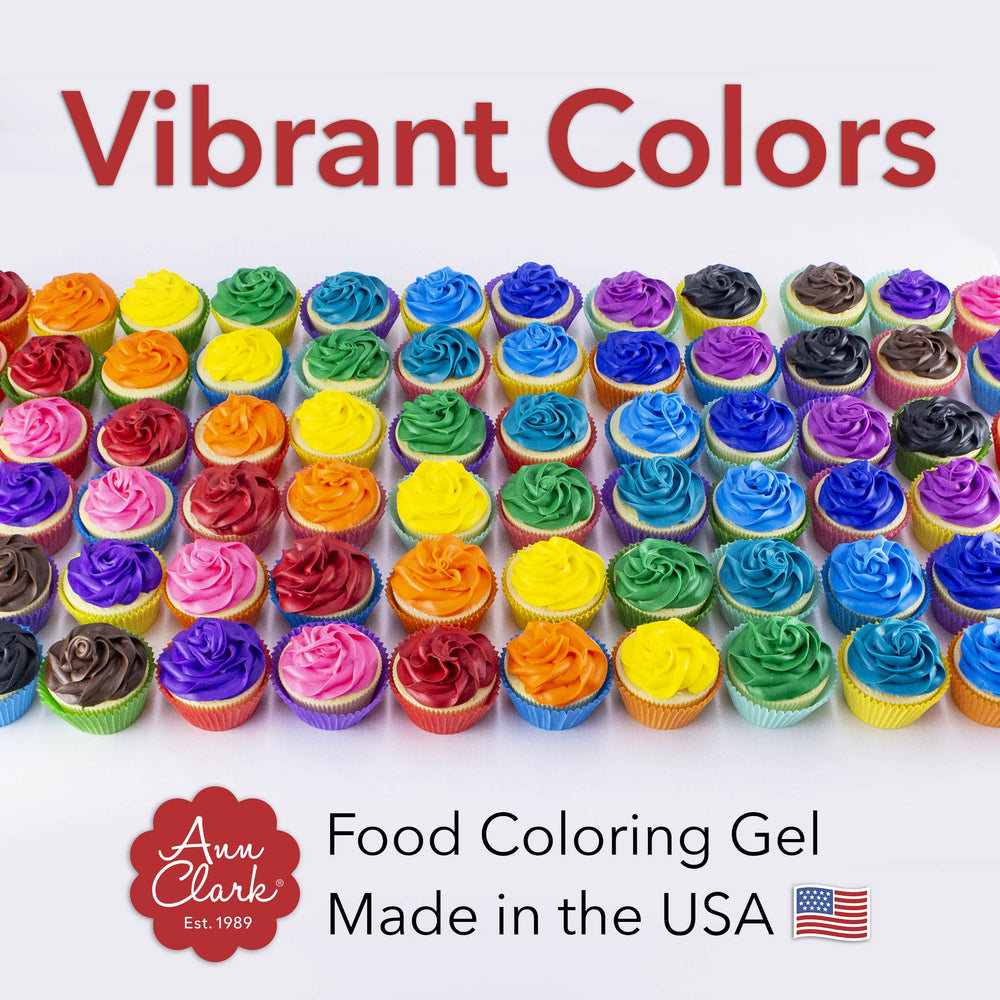 Ann Clark gel coloring in ocean teal creates modern accents for fondant decorations