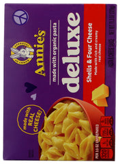 Kids dinner plate featuring Annie's Deluxe Mac and Cheese shells