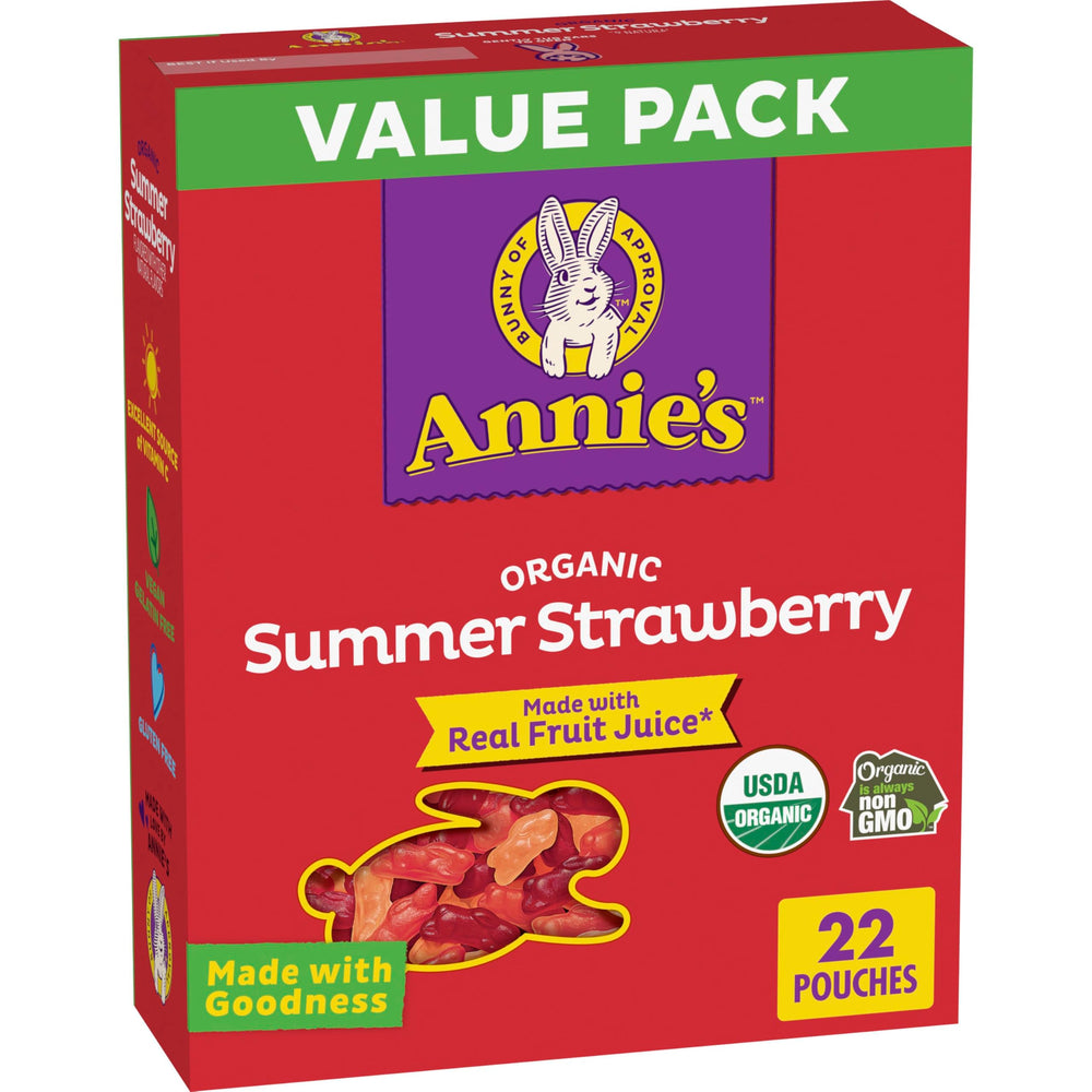 Annie's Organic Summer Strawberry Bunny Snacks pouch with real fruit flavor, ideal for lunchboxes.