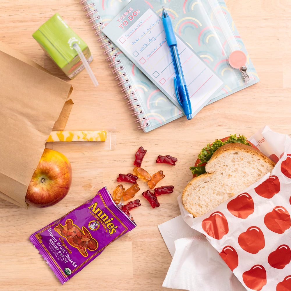 Annie's vegan gelatin-free berry snacks, ideal for lunchboxes