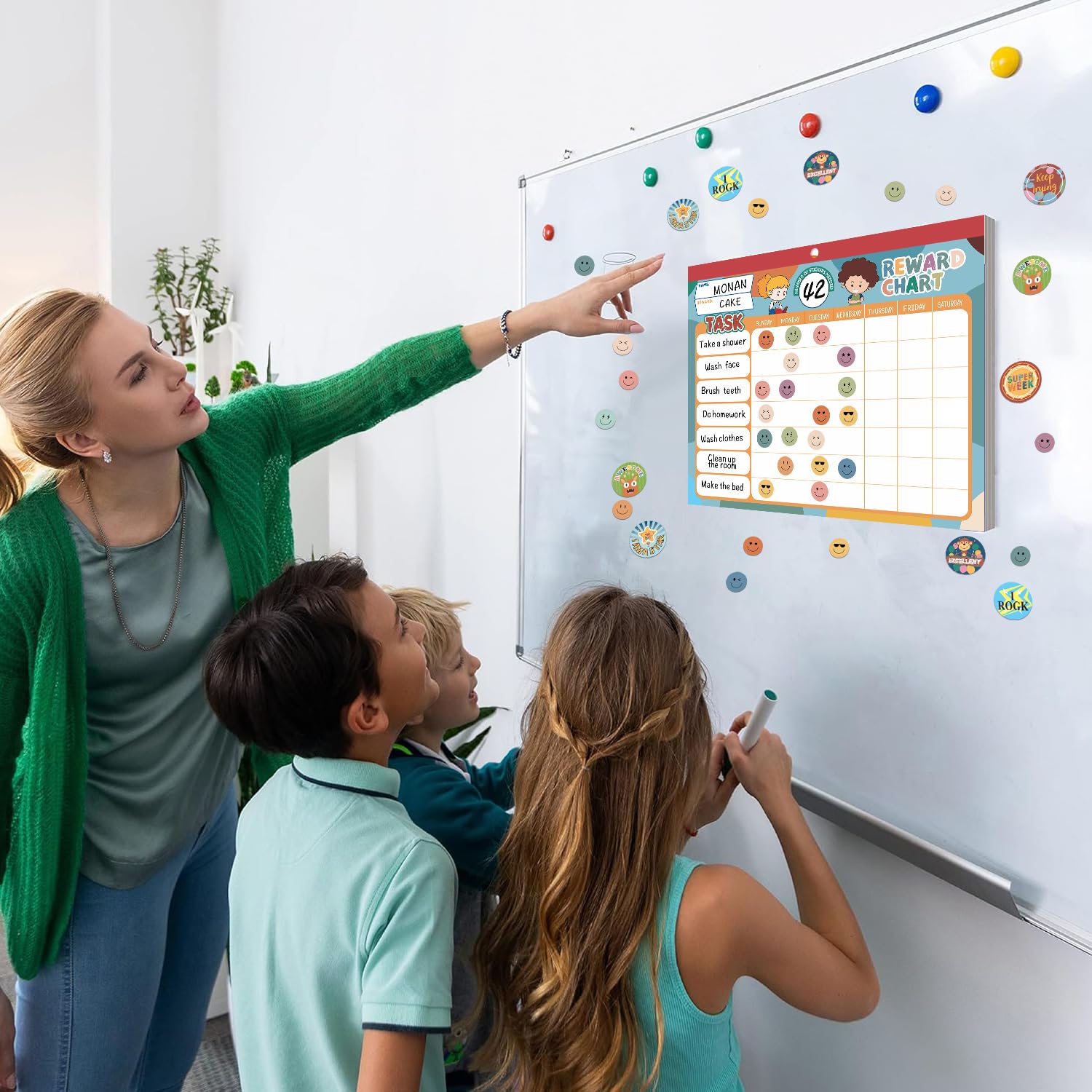 ANSTROUT 200g coated paper ensures durable, non-toxic visuals.