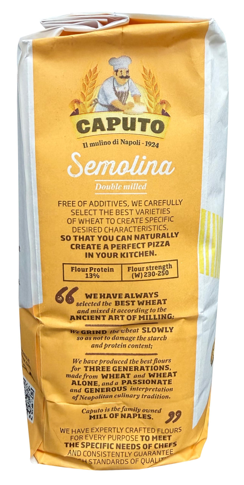 Antimo Caputo semola duro rimacinata close-up texture shows fine grind