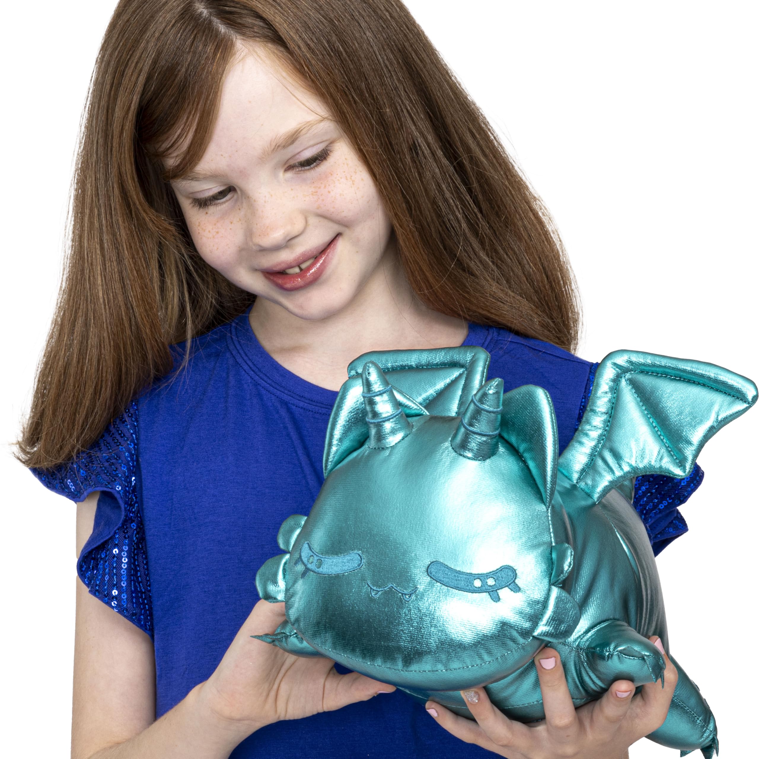 Aphmau MeeMeows gold dragon plush radiates luxe sparkle for gifting moments.
