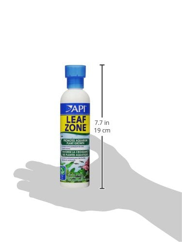 Vibrant green leaves in a tropical tank after API Leaf Zone