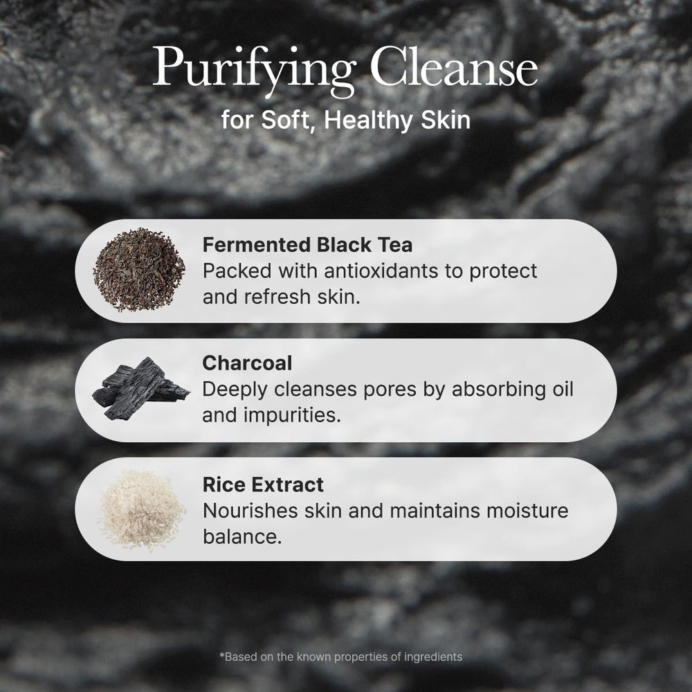 ARENCIA Moisture barrier-friendly formula demonstrated on skin to illustrate hydration preservation.