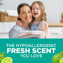 Arm & Hammer dye-free label closeup emphasizes hypoallergenic fresh scent and safety.
