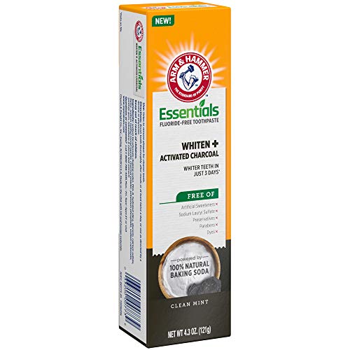 Arm & Hammer Essentials mint flavor image suggests refreshing breath after brushing.