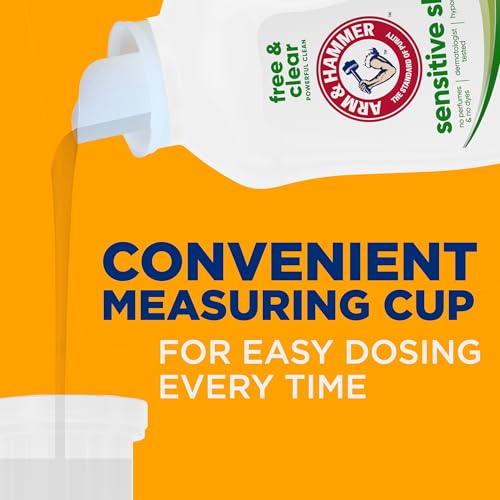 ARM & HAMMER Odor and dirt control closeup demonstrates refreshment after wash
