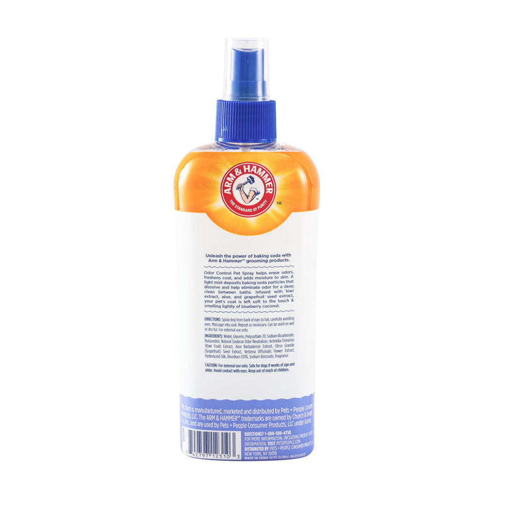 Blueberry coconut scent lingers after a bath using Arm & Hammer spray.