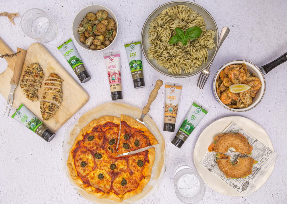 Pantry-ready Aroma One tube for fast, convenient flavor in every dish.