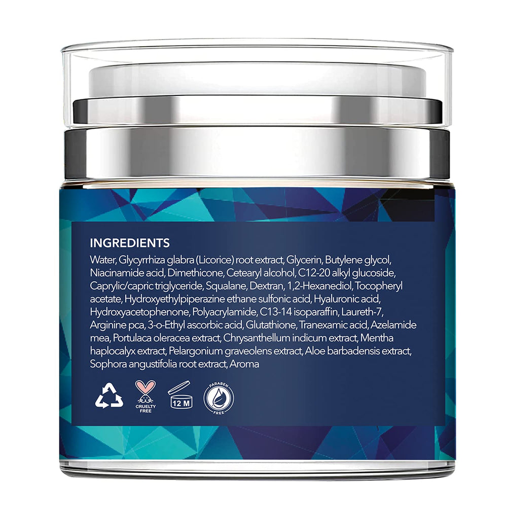 Ashania cream spread on skin showing a smooth, non-greasy finish.