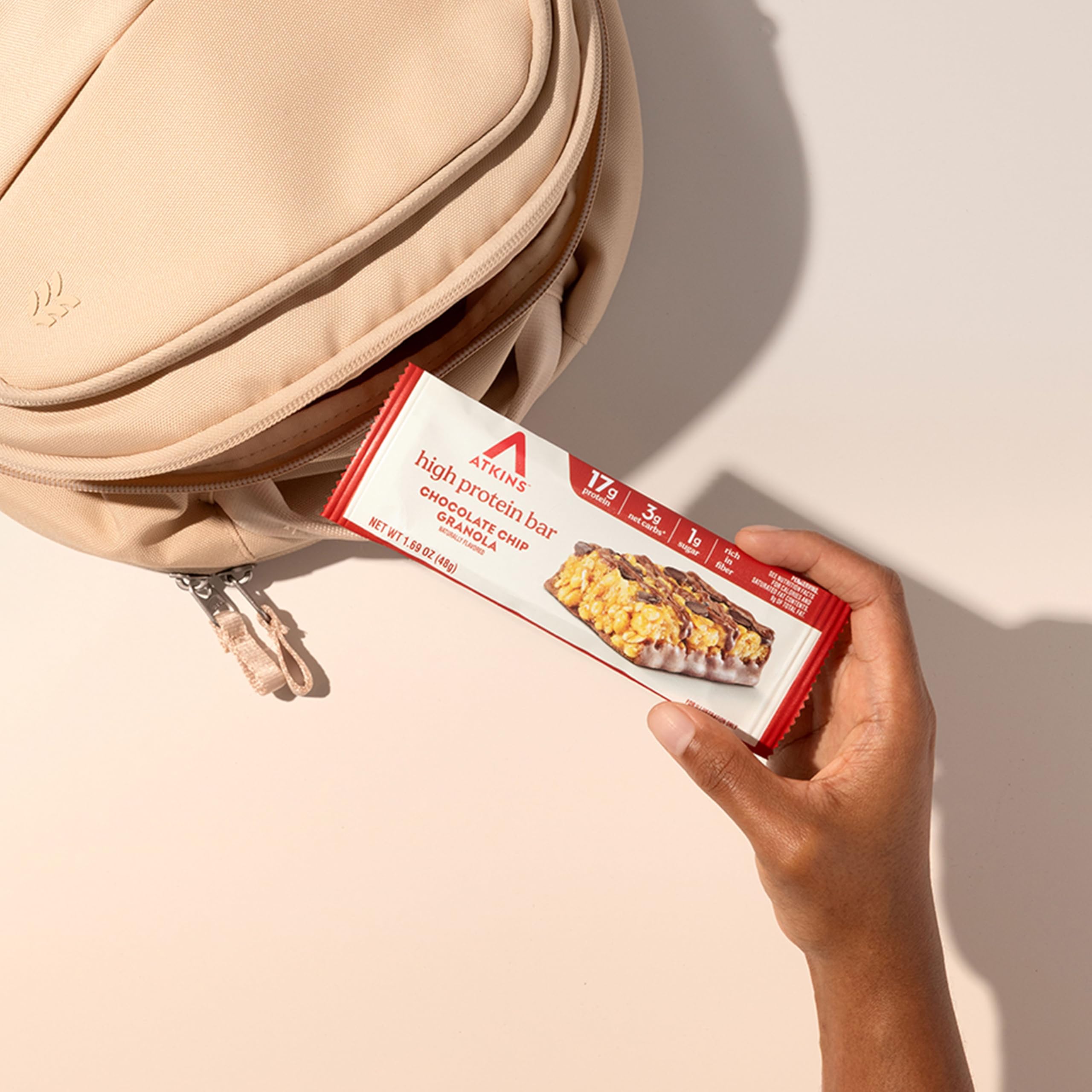 Atkins Granola Bar breakfast-ready bite for busy mornings.