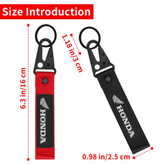 AUSZUOI key chain featuring a sturdy metal clasp for reliable use.