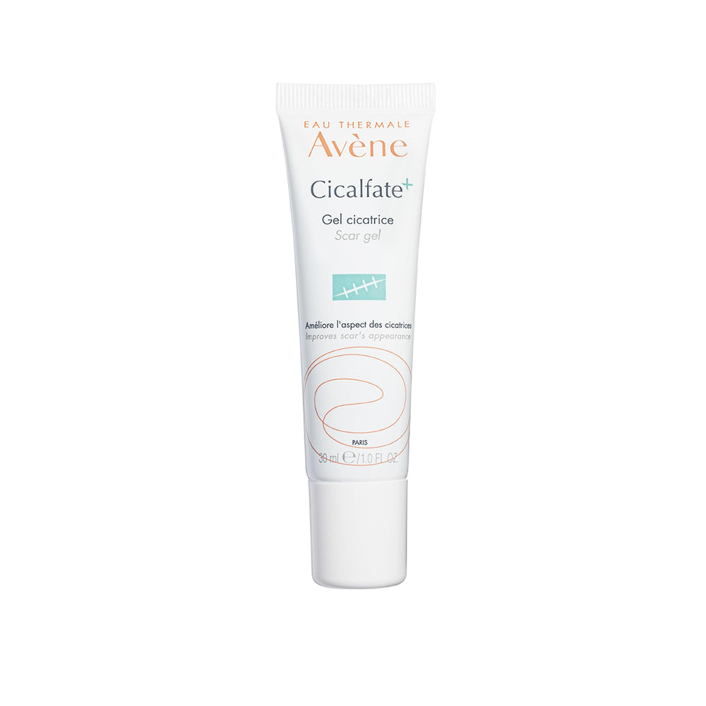 Avène Cicalfate+ scar gel bottle for gentle scar care and hydration.