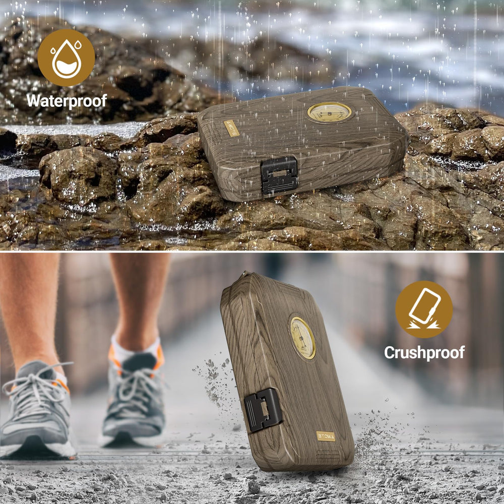 Compact 9.6 by 6.8 by 2.3 inch case fits 7-9 cigars