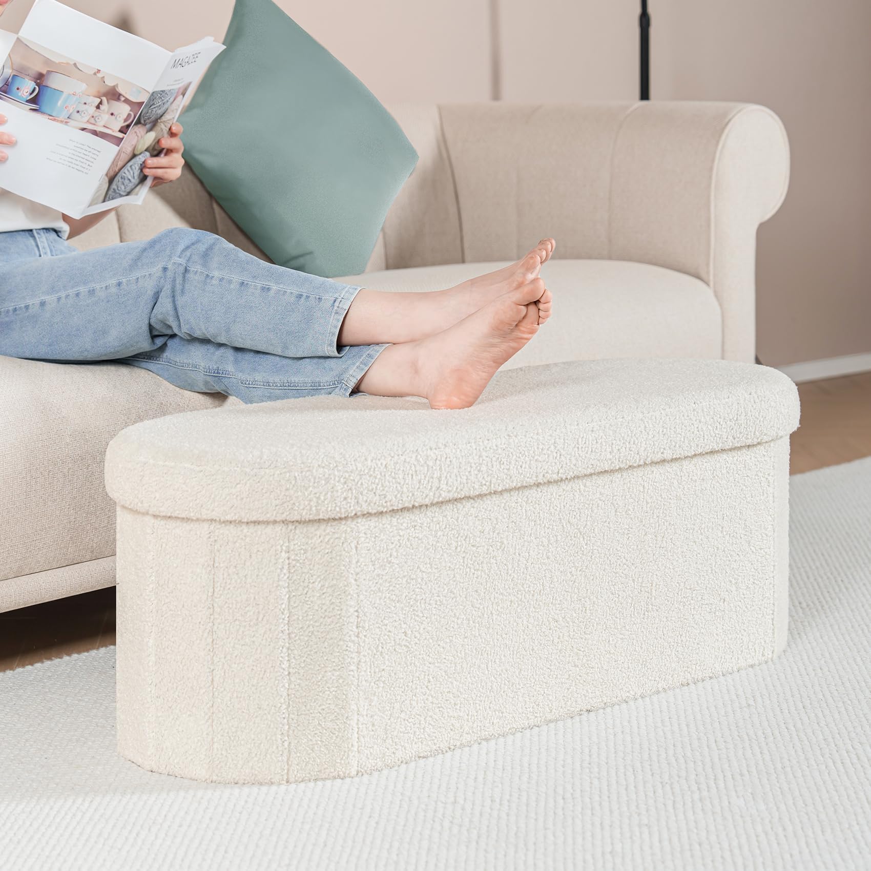 B FSOBEIIALEO living room decor idea with white finish