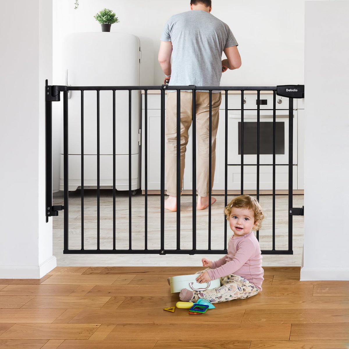 Babelio walk-through gate at 29.7-46.5 in wide for versatile doorways.